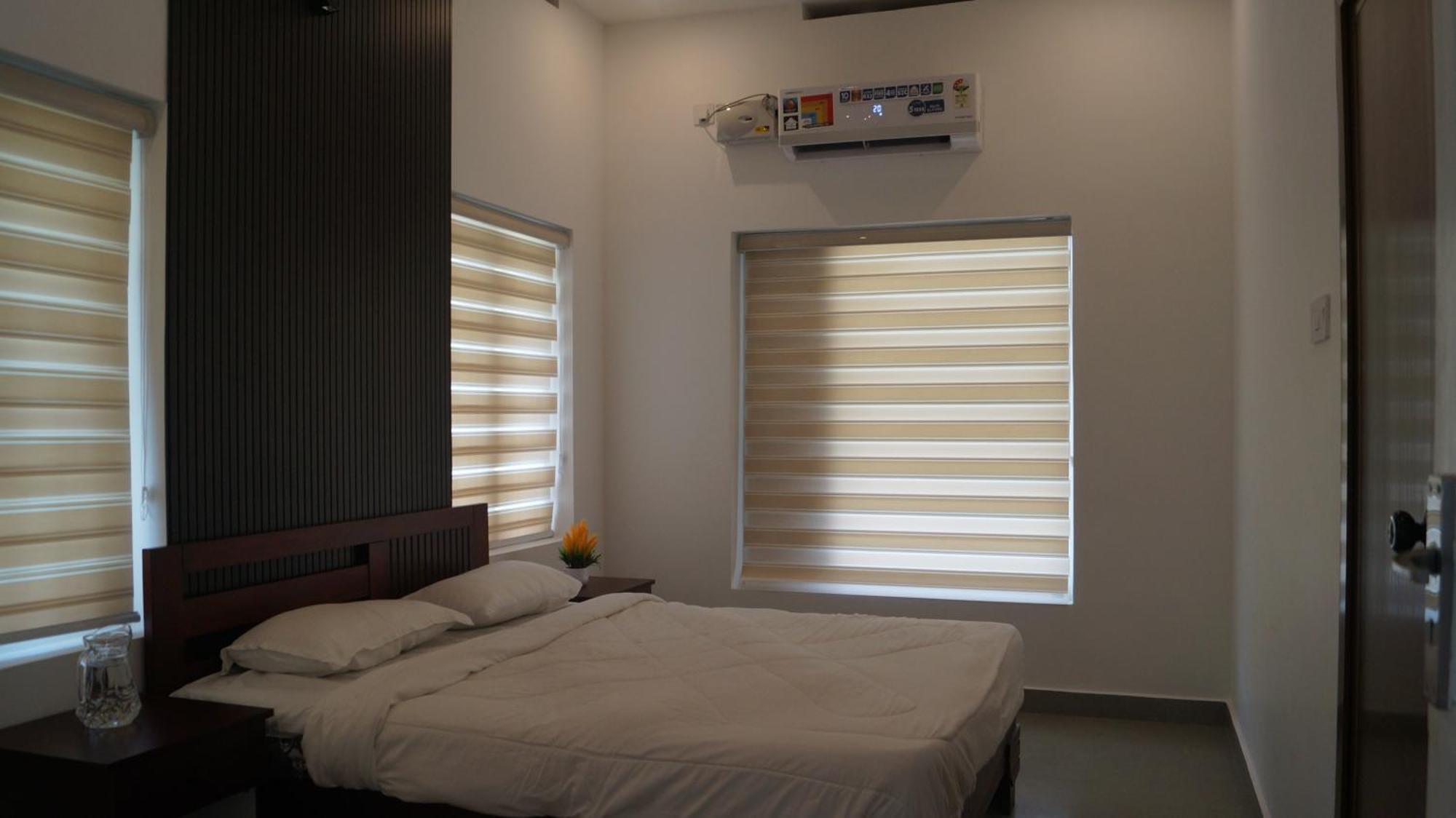 קולאם Blue Lake Villa מראה חיצוני תמונה